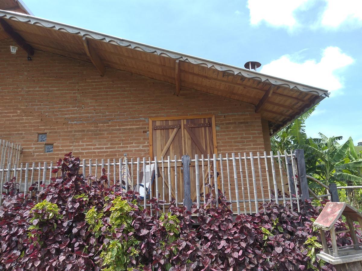 Reobote Chales São Bento do Sapucaí Buitenkant foto